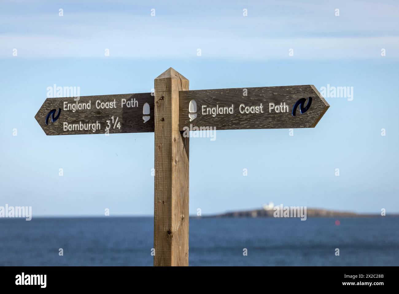 Il sentiero nazionale England Coast Path nel Northumberland Foto Stock