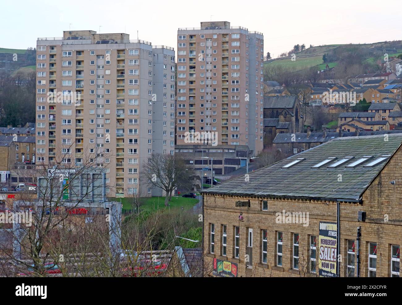 Haley Court, 1964 SocialHousing blocks ( Together Housing ) Boothtown ex-Calderdale Council, Halifax Town Center, West Yorkshire, Inghilterra, Regno Unito, HX3 6DF Foto Stock