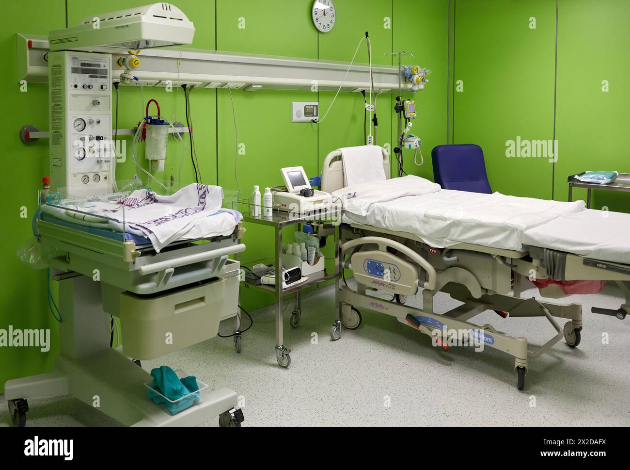 Sala parto, reparto di maternità, Ospedale Donostia, San Sebastian, Gipuzkoa, Paesi Baschi Foto Stock