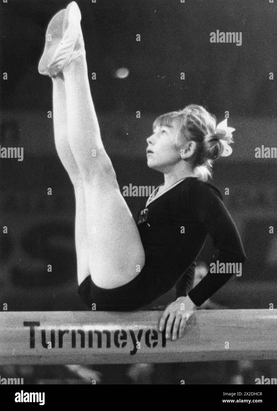 Schorn, Uta, *7,8.1957, ginnasta tedesca, sulla trave di equilibrio, campionato tedesco di ginnastica, DIRITTI-SUPPLEMENTARI-CLEARANCE-INFO-NOT-AVAILABLE Foto Stock