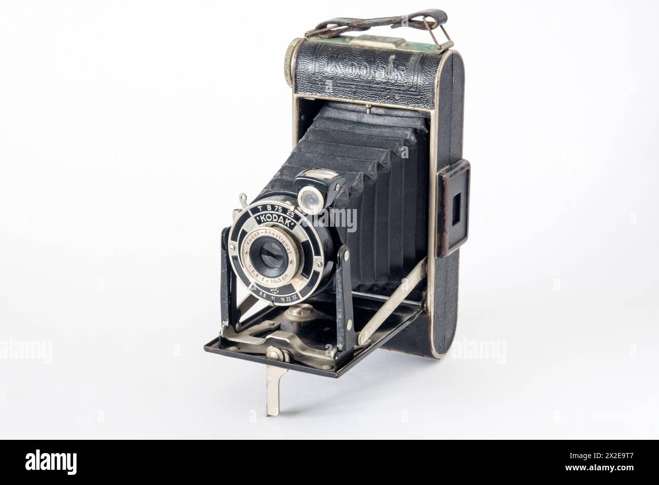 Uno dei primi modelli della Kodak Junior 620, fotocamera a film rotolato di medio formato. Prodotto nel 1933 - 1939. Foto Stock