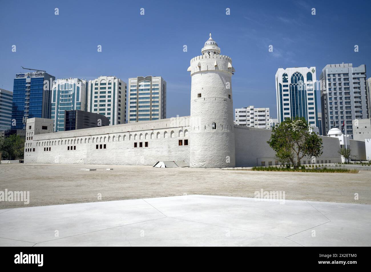 Geografia / viaggio, Emirati Arabi Uniti, Abu Dhabi, Old Fort e museo Qasr al-Hosn, Abu Dhabi City, ULTERIORI DIRITTI-AUTORIZZAZIONE-INFO-NON-DISPONIBILI Foto Stock