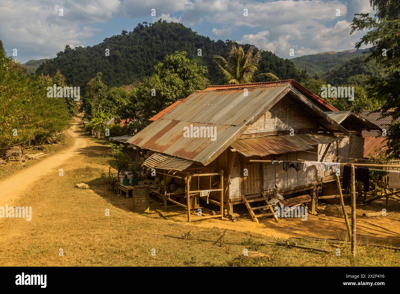 Villaggio di Ban Na vicino a Muang Ngoi Neua, Laos Foto Stock