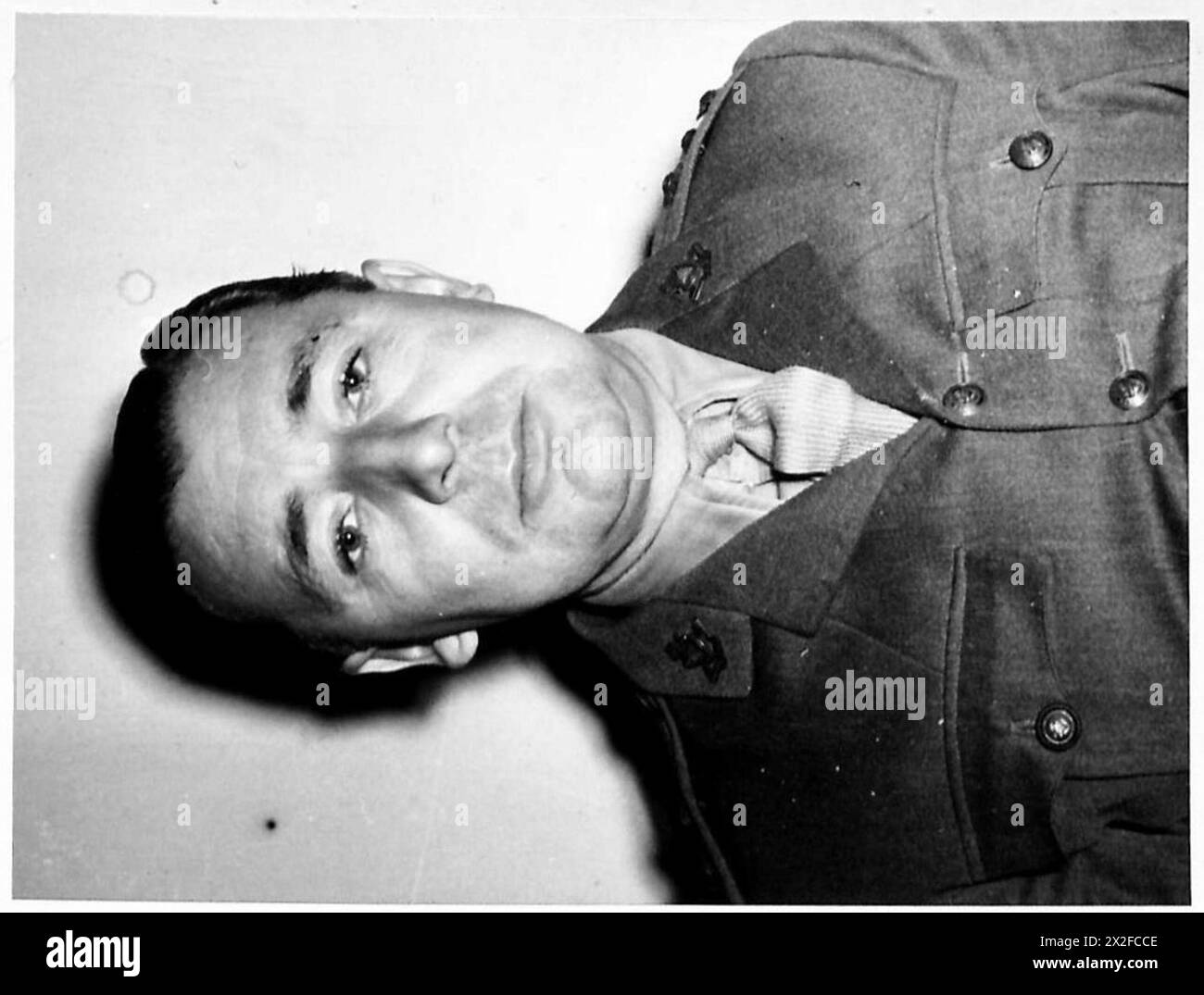 Fotografia ritratto del capitano il marchese di Ely, documentata dall'esercito britannico a scopo di passaporto ufficiale e identificazione. Foto Stock