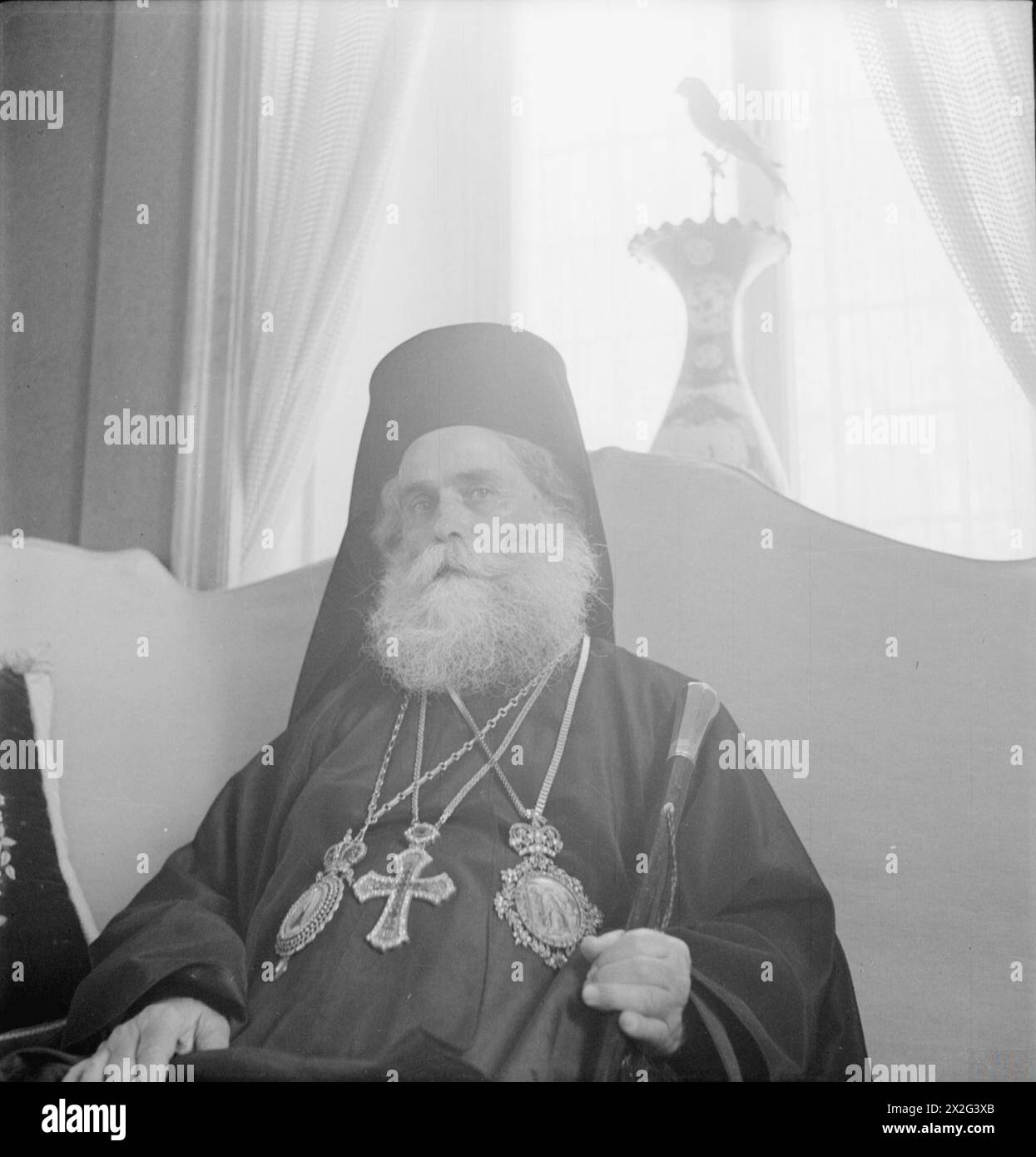 Cecil Beaton fotografò varie località e persone in Medio Oriente tra febbraio e luglio 1942, documentando la regione durante la seconda guerra mondiale Foto Stock Cecil Beaton fotografò varie località e persone in Medio Oriente tra febbraio e luglio 1942, documentando la regione durante la seconda guerra mondiale Foto Stock