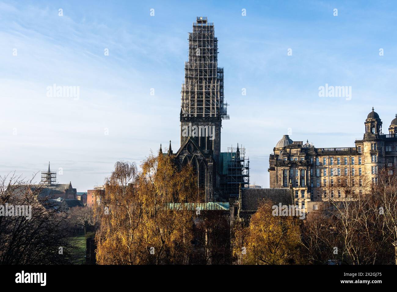 Vista esterna della Cattedrale di Glasgow. Scozia, Regno Unito. La cattedrale di Glasgow è la cattedrale più antica della Scozia continentale Foto Stock