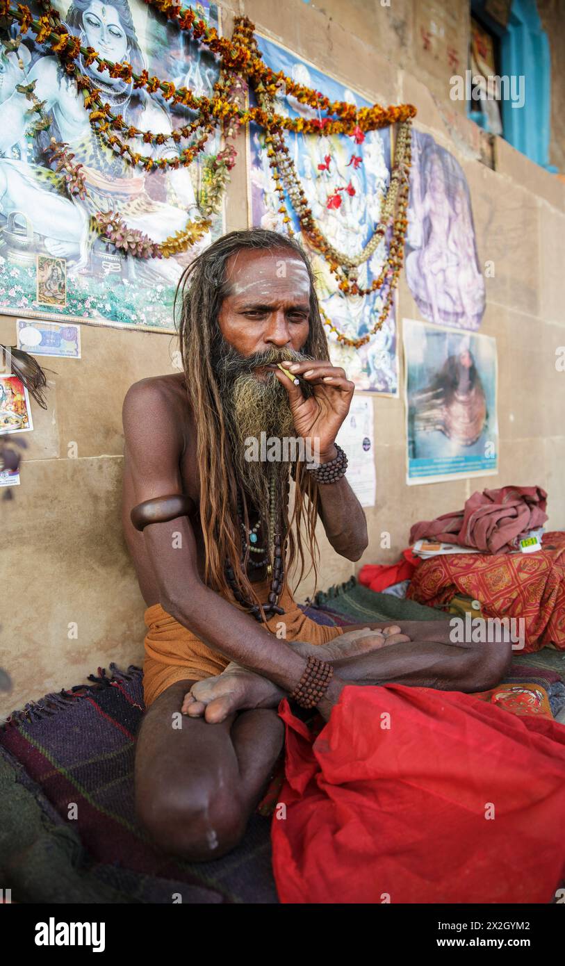 Il sacro toke a Varanasi, India Foto Stock