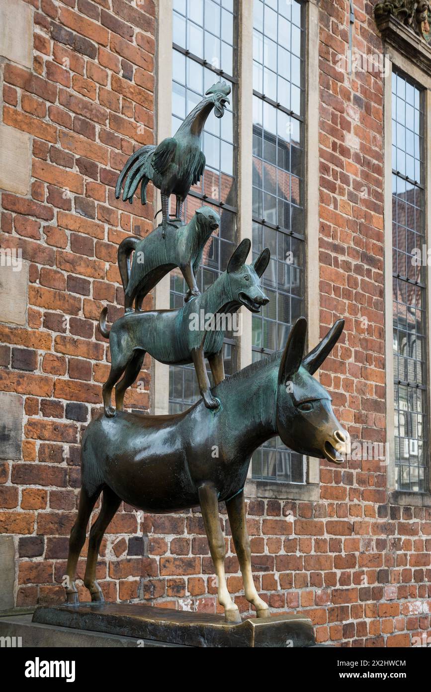 Musicisti di Brema, scultura in bronzo, artista Gerhard Marcks, città anseatica di Brema, Germania Foto Stock