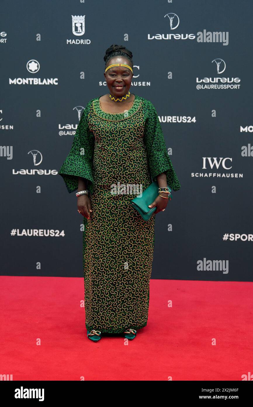 Madrid. Spagna. 20240422, Tegla Loroupe partecipa al Laureus World Sports Awards Madrid 2024 - Red Carpet al Palacio de Cibeles il 22 aprile 2024 a Madrid, Spagna Credit: MPG/Alamy Live News Foto Stock