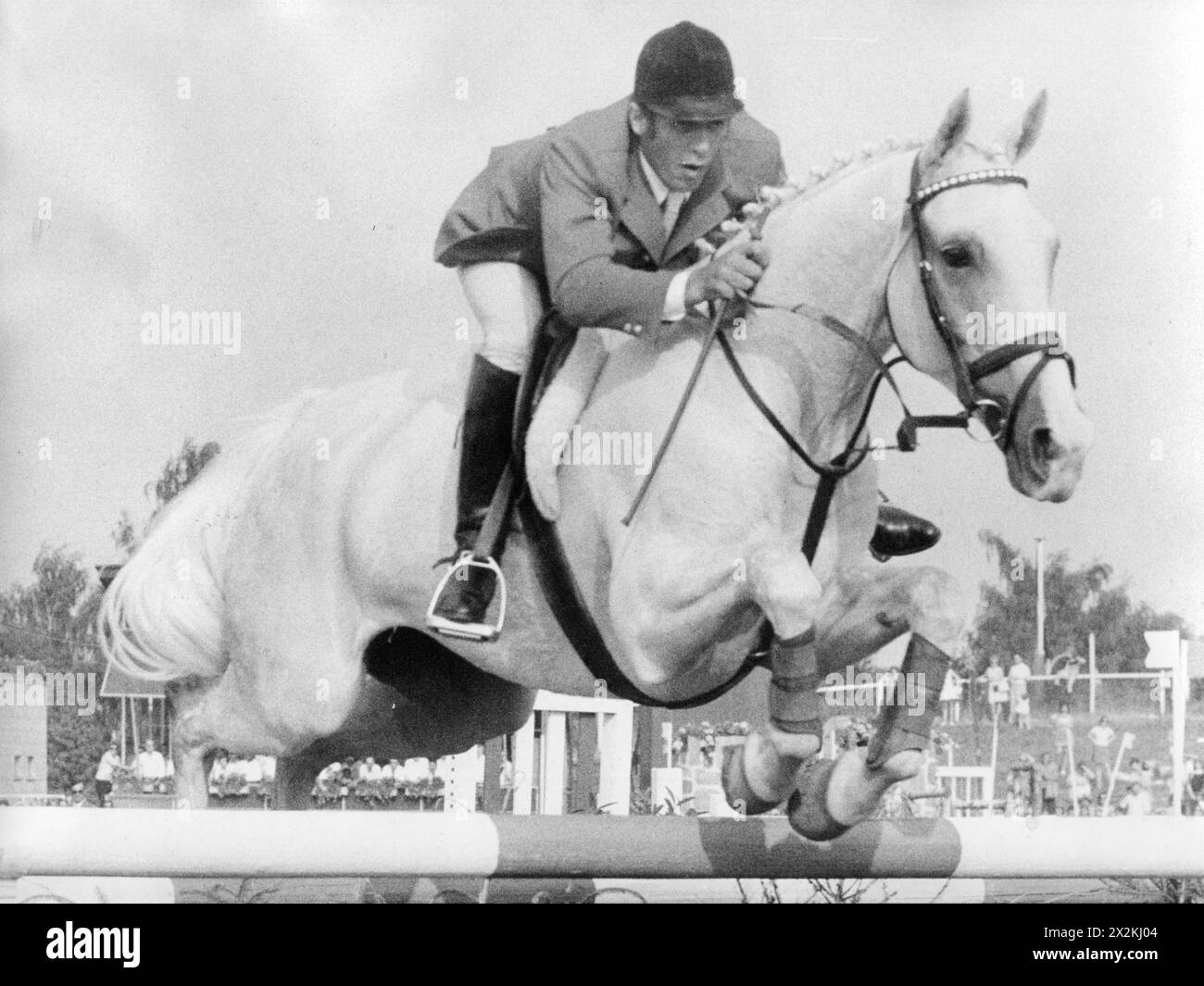 Schockemoehle, Alwin, * 29.5,1937, jockey di salto tedesco, su Rex the Robber, evento internazionale di equitazione, DIRITTI AGGIUNTIVI-CLEARANCE-INFO-NON-DISPONIBILE Foto Stock