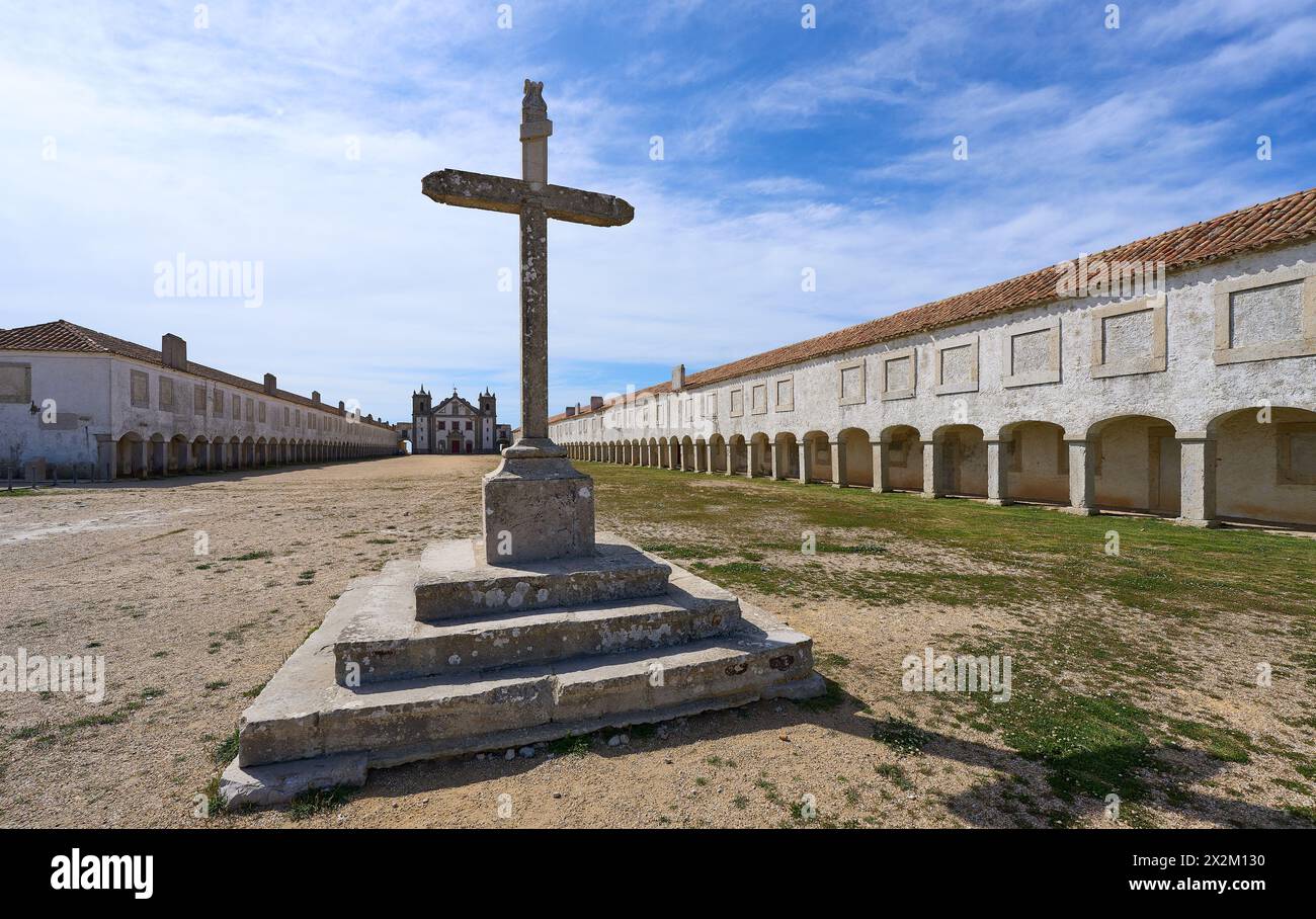 Santuário de Nossa Senhora do Cabo Espichel, una famosa chiesa dei pellegrini sulle scogliere marine di Cabo Espichel vicino a Sesimbra, Portogallo Foto Stock