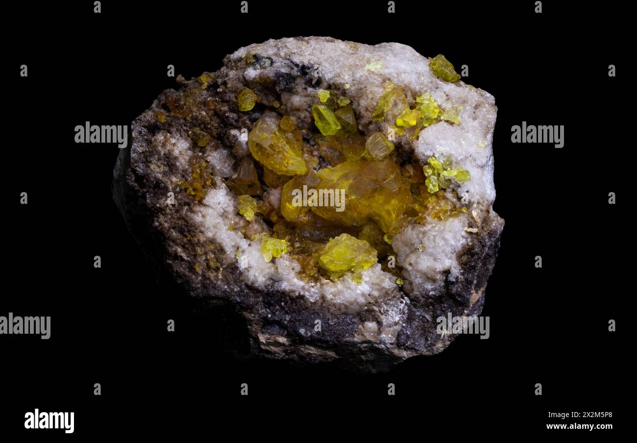 Campione minerale di cristalli di zolfo Foto Stock