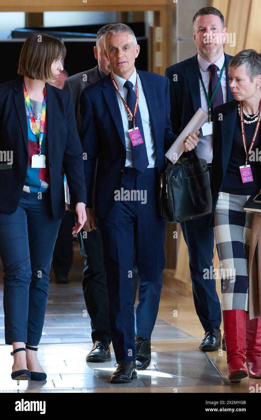 Edimburgo Scozia, Regno Unito 23 aprile 2024. Tim DAVIE, direttore generale della BBC, del Parlamento scozzese. credito sst/alamy notizie in diretta Foto Stock