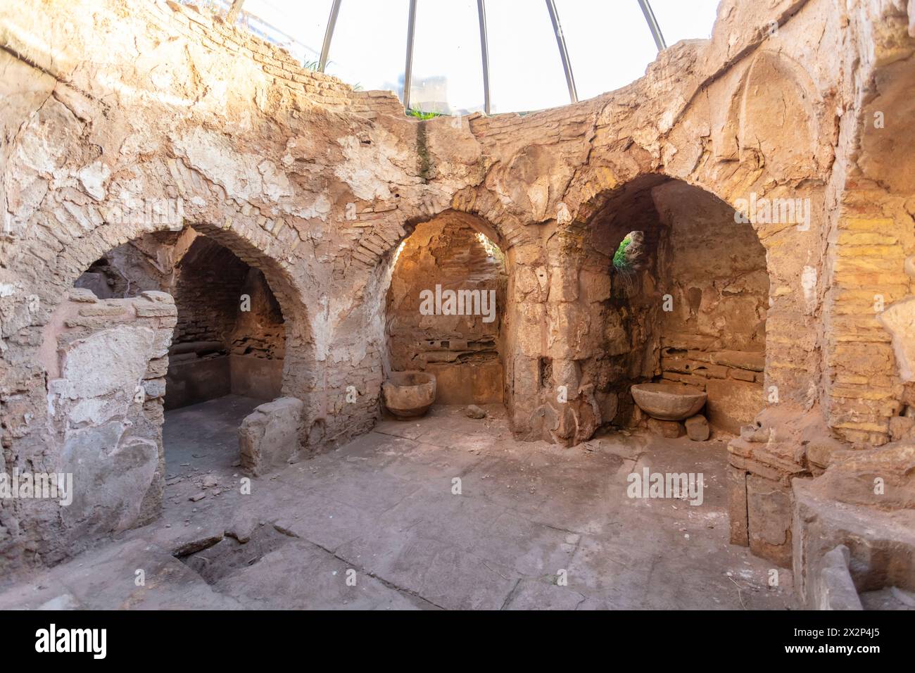 Uno dei primi bagni turchi conosciuti (Hammam) si trova all'interno del castello di Harran nella città di Harran, Sanliurfa, Turchia Foto Stock