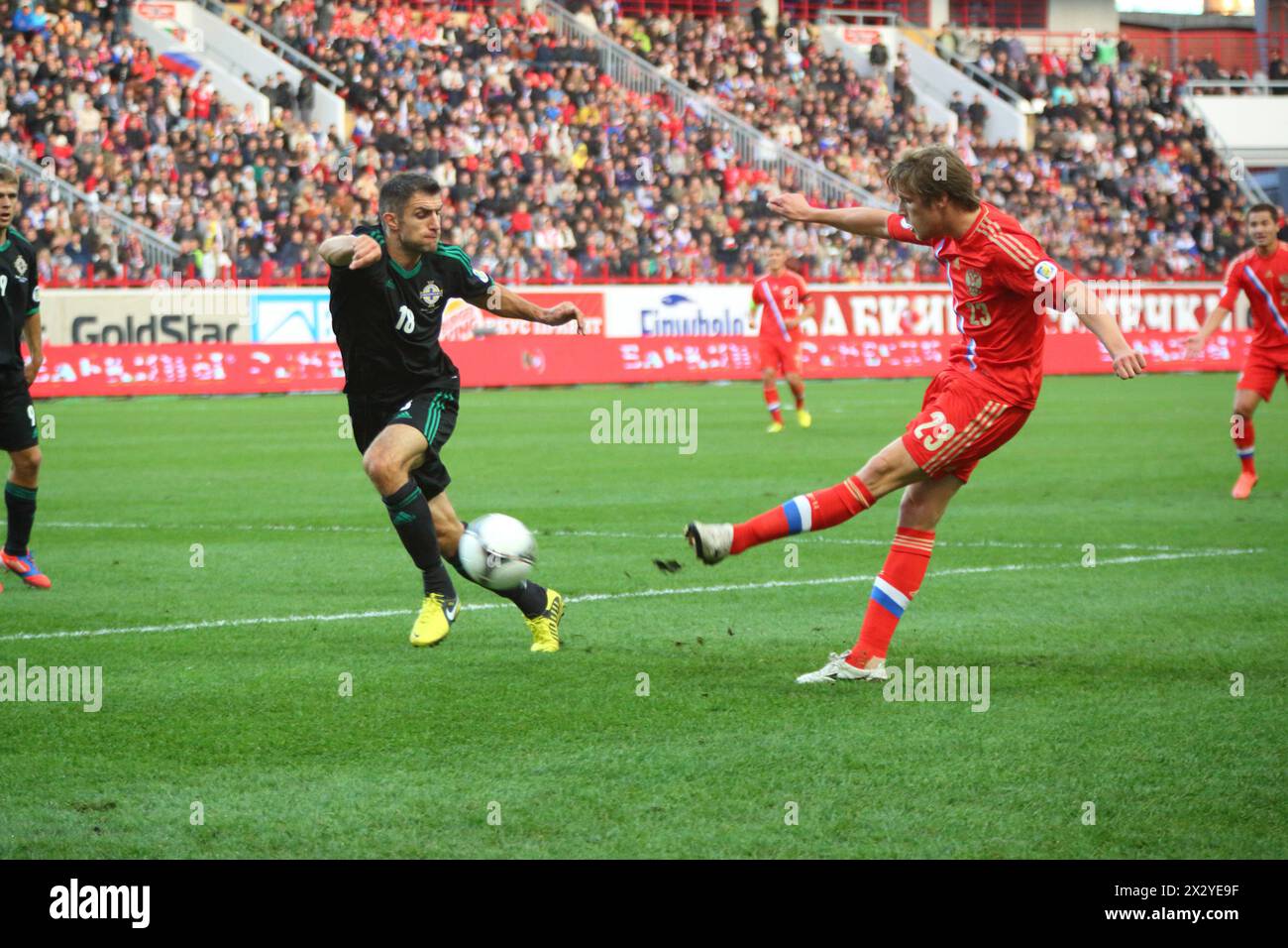 MOSCA - SEP 7: Il momento della partita la squadra russa contro l'Irlanda del Nord allo stadio Lokomotiv di Cherkizovo il 7 settembre 2012 a Mosca, Russia Foto Stock