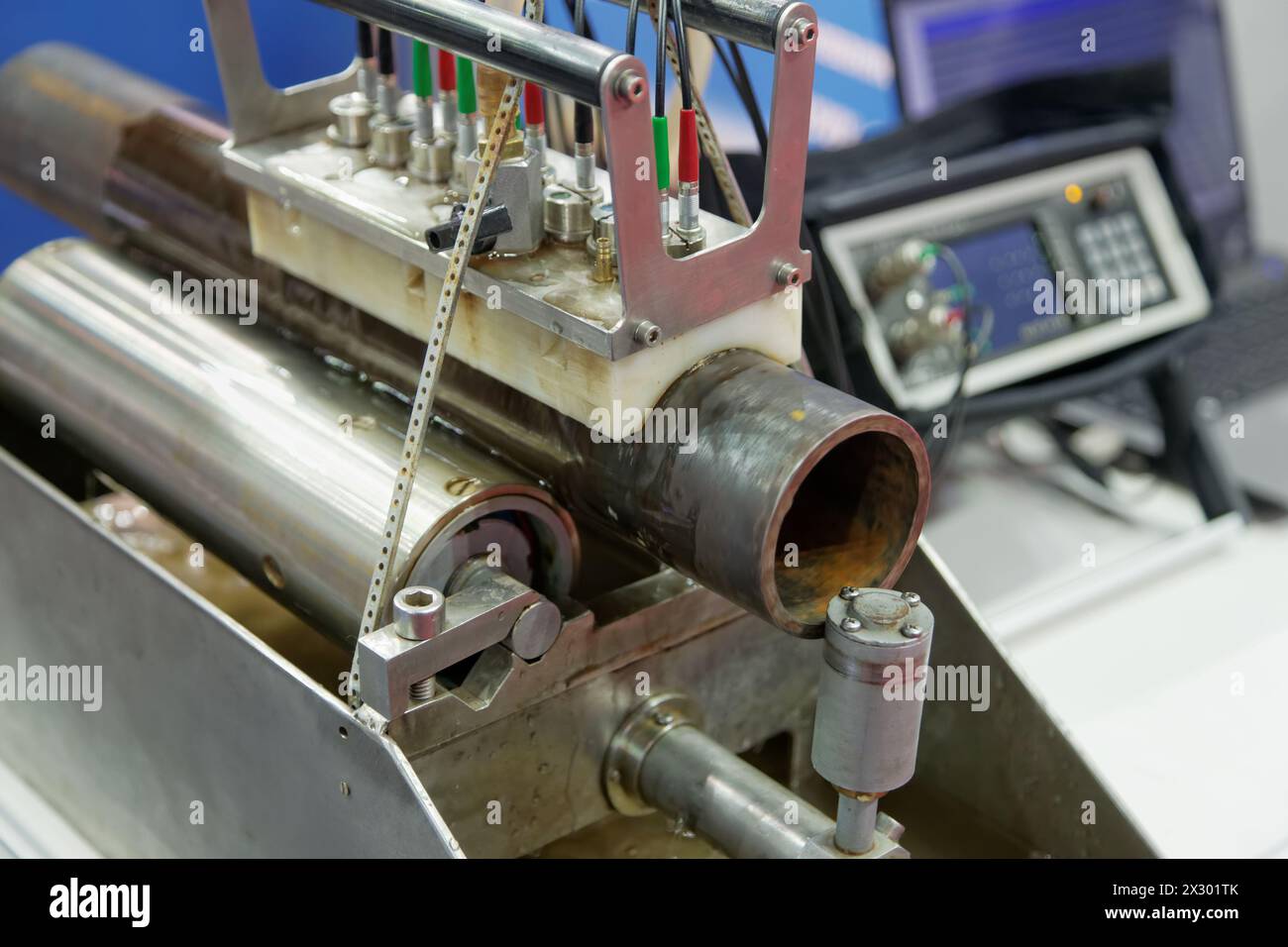 MOSCA - FEB 28: Campione di apparecchiature industriali a ExpoCoating 2012, febbraio 28, Mosca, Russia. È l'unico evento internazionale specializzato in Russia Foto Stock