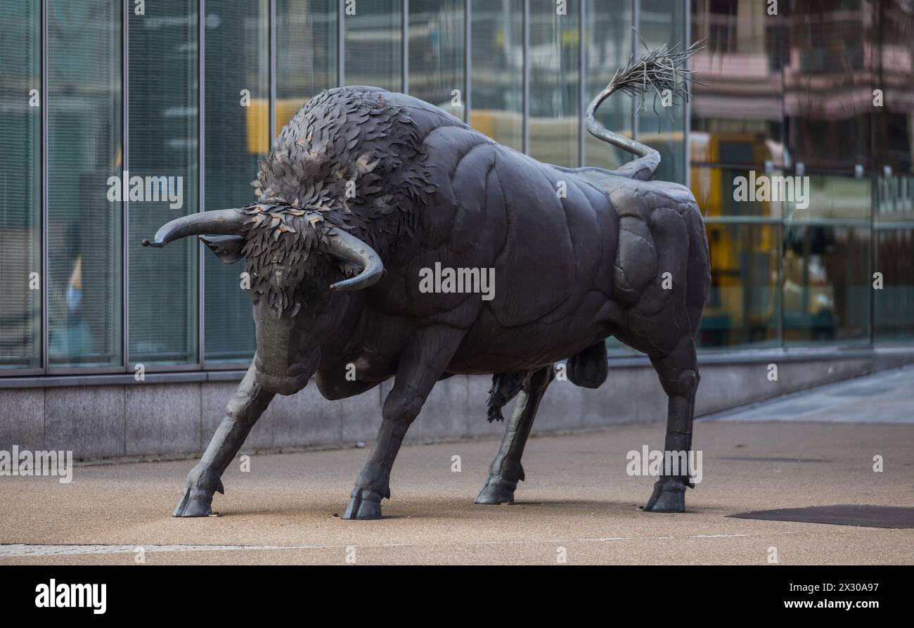 Zürich, Schweiz - 11. Gennaio 2022: Ein Bulle ist in der Finanzwelt bekannt für einen Anstieg. Foto Stock