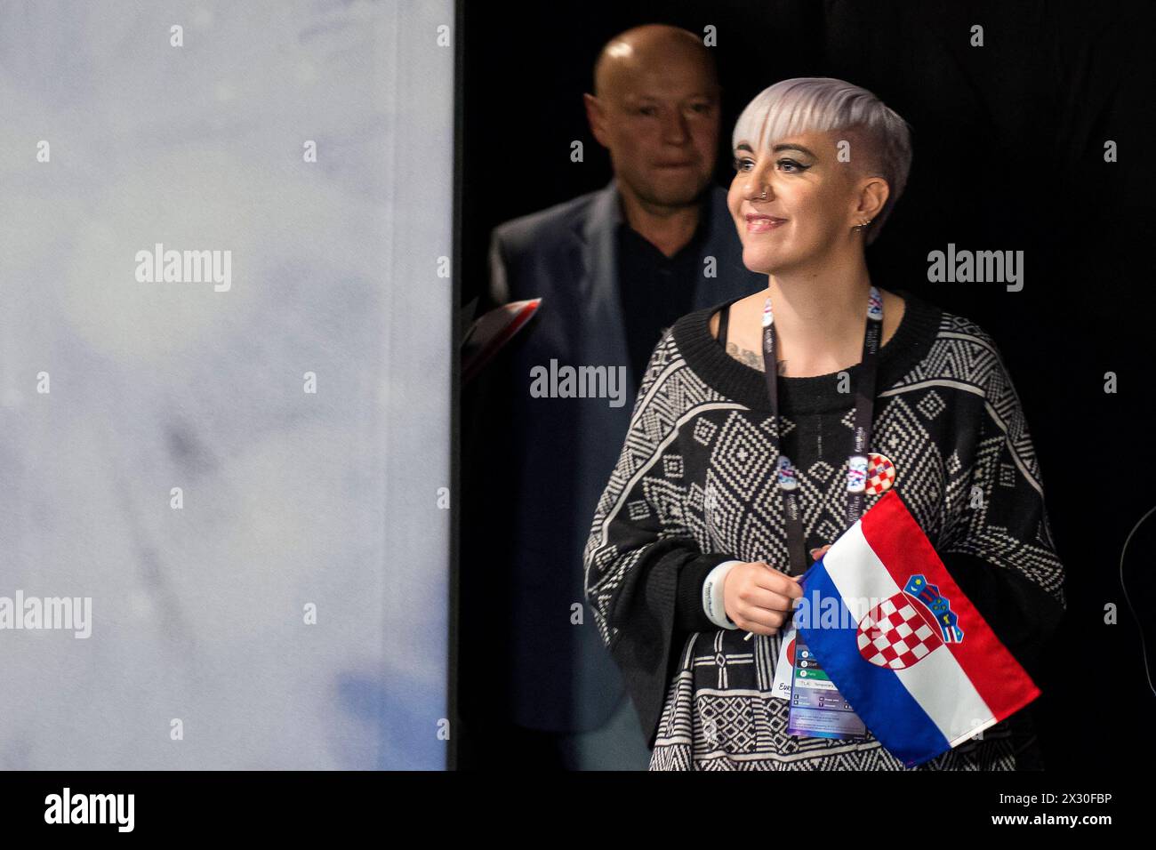 ESC 2016: Die 10 Sieger des ersten semi finales Stockholm, Schweden. 10) mai 2016. Nina Kralic Wird mit Faro für Kroatien ins finale einziehen. Stockholm Globe Arena Sweden *** ESC 2016 i 10 vincitori della prima semifinale Stoccolma, Svezia 10 maggio 2016 Nina Kralic entreranno in finale per la Croazia con Lighthouse Stockholm Globe Arena Sweden Foto Stock