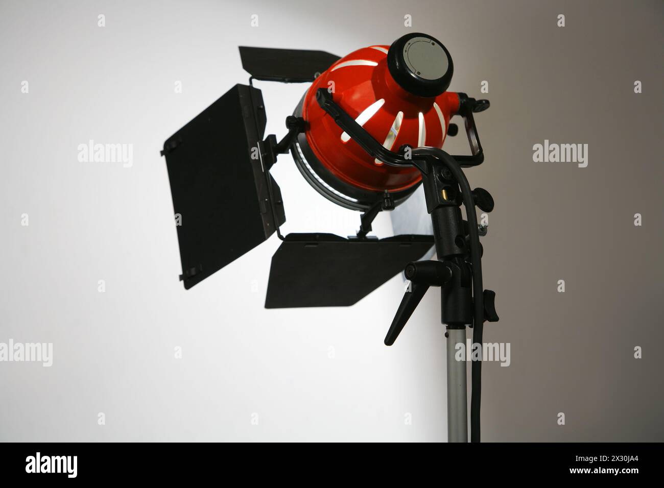 Pellicola rossa e lampada per televisore Foto Stock