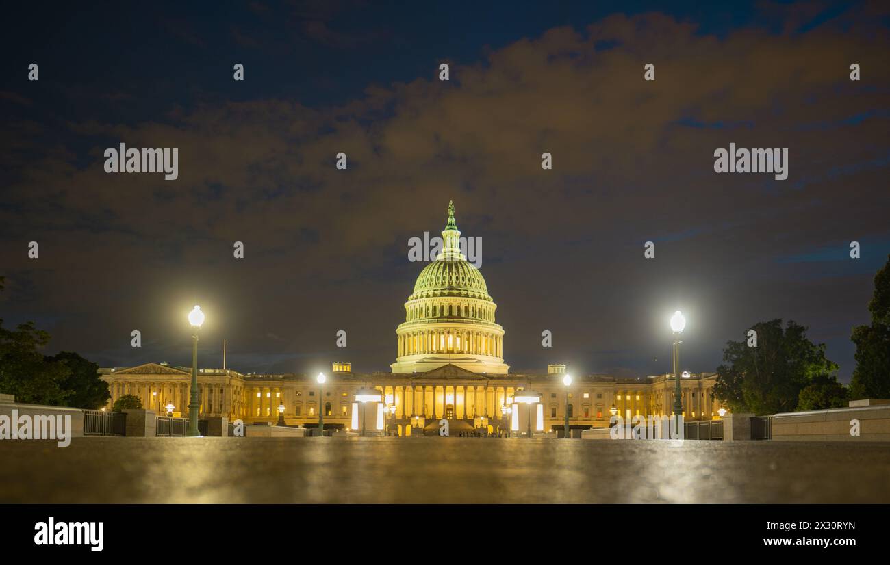 Edificio del Campidoglio. Edificio del Campidoglio degli Stati Uniti di notte, Washington DC. Foto del Campidoglio degli Stati Uniti. Foto di Capitol Hill, D.C. Foto Stock