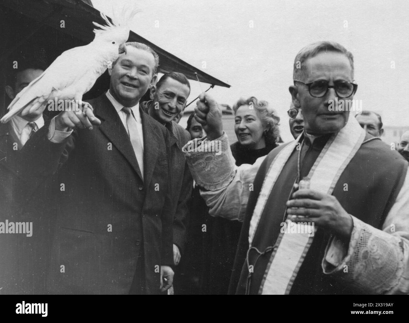 Sembach, Carl, 8.12.1908 - 18.1,1984, ringmaster tedesco della Corona circense, ADDITIONAL-RIGHTS-CLEARANCE-INFO-NOT-AVAILABLE Foto Stock