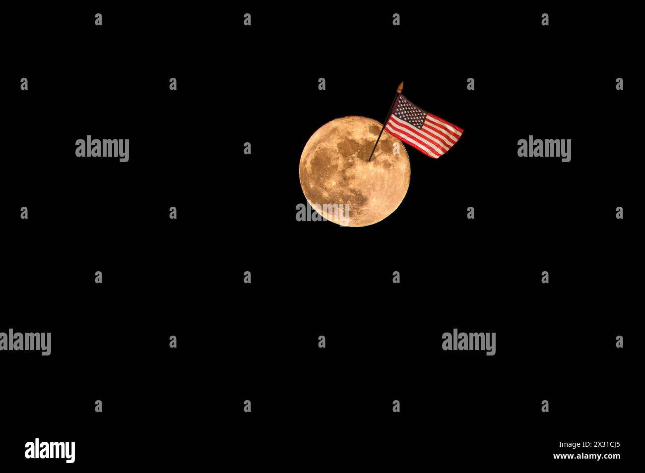Eventi, atterraggio lunare, luna con insegna americana, sito di atterraggio marcato dell'Apollo 11, ULTERIORI DIRITTI-CLEARANCE-INFO-NON-DISPONIBILI Foto Stock