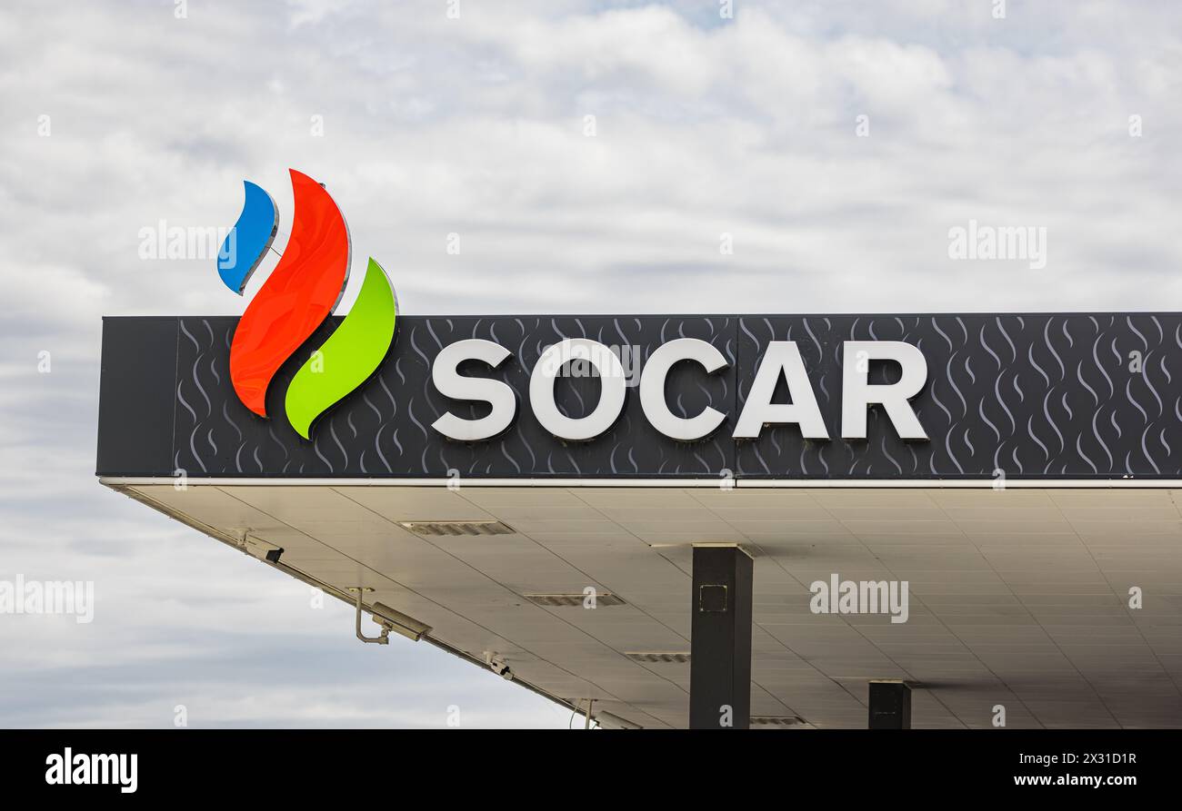 Logo von Socar, einem ausländischen Tankstellenbetreiber in der Schweiz. (Stettbach, Schweiz, 07.07.2022) Foto Stock