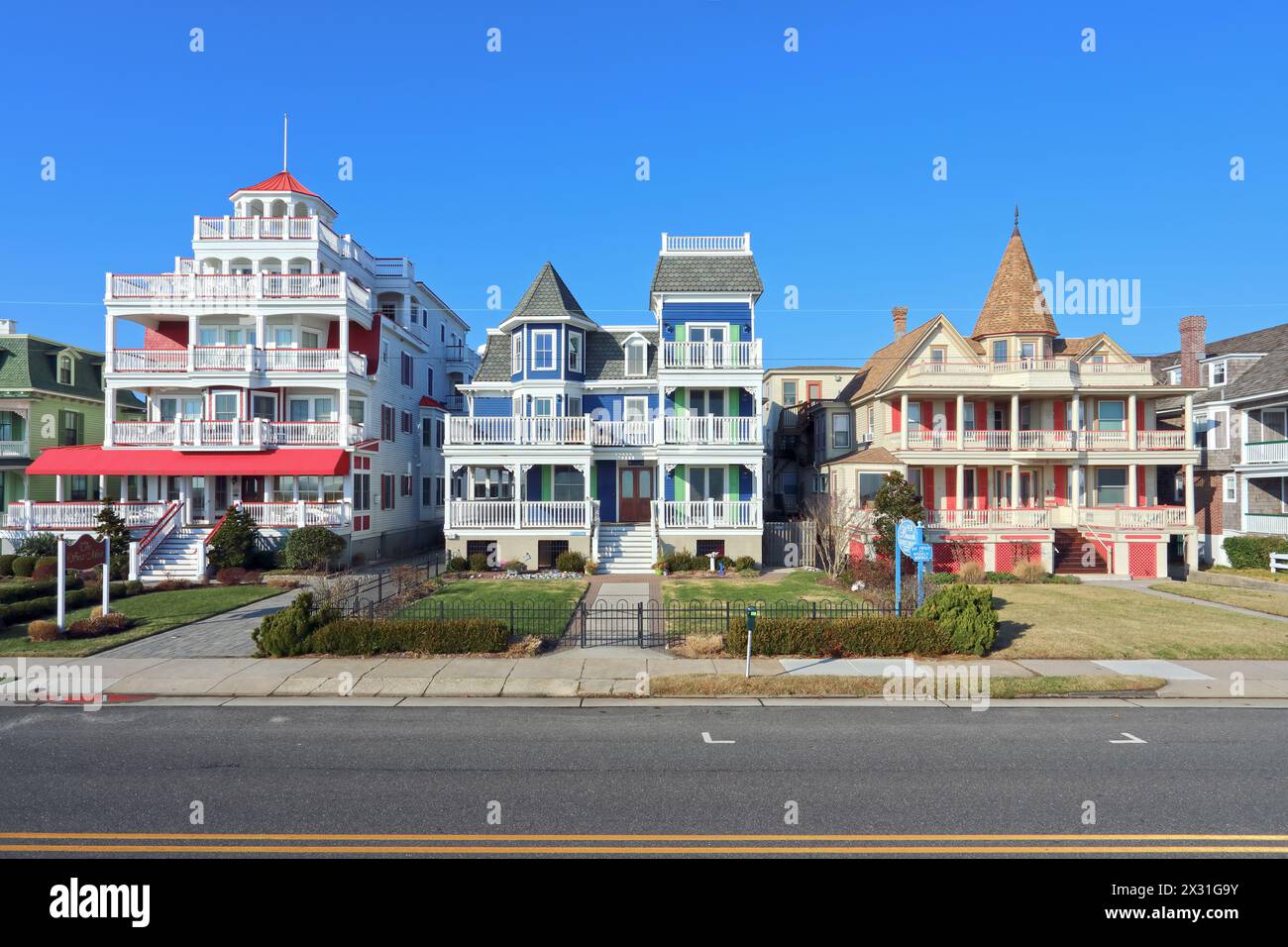 Geografia / viaggi, Stati Uniti, New Jersey, Cape May, case di epoca vittoriana sulla spiaggia, ULTERIORI DIRITTI-INFORMAZIONI-NON-DISPONIBILI Foto Stock