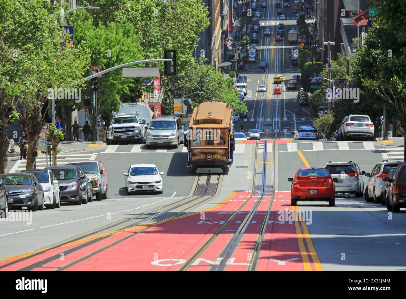 Area geografica / viaggi, Stati Uniti, California, San Francisco, funivia in California Street, ULTERIORI DIRITTI-AUTORIZZAZIONE-INFO-NON-DISPONIBILI Foto Stock