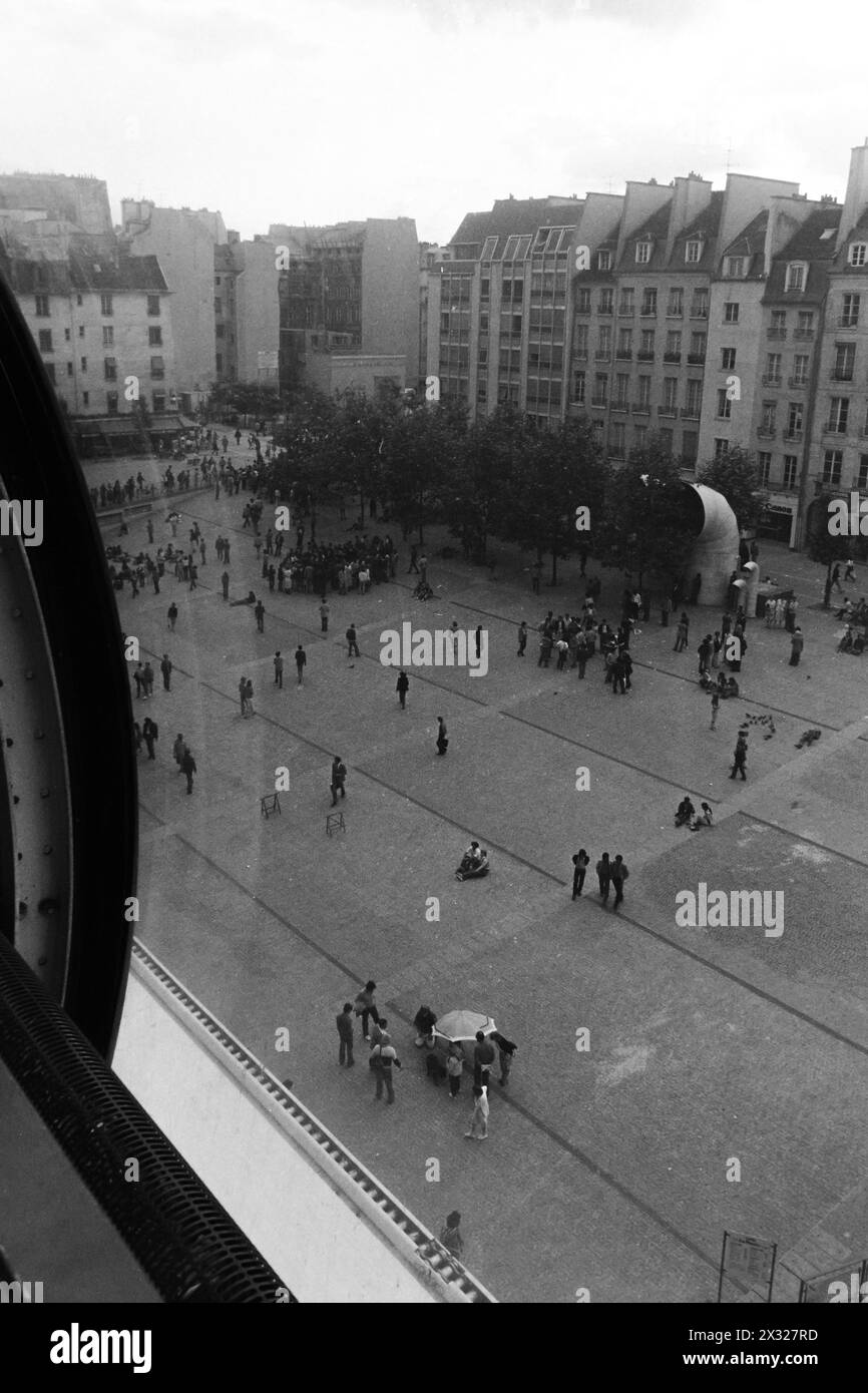 Centre National d’art et de culture Georges Pompidou, Beaubourg, Parigi, Ile-de-France, Francia, archivi 80ies Foto Stock