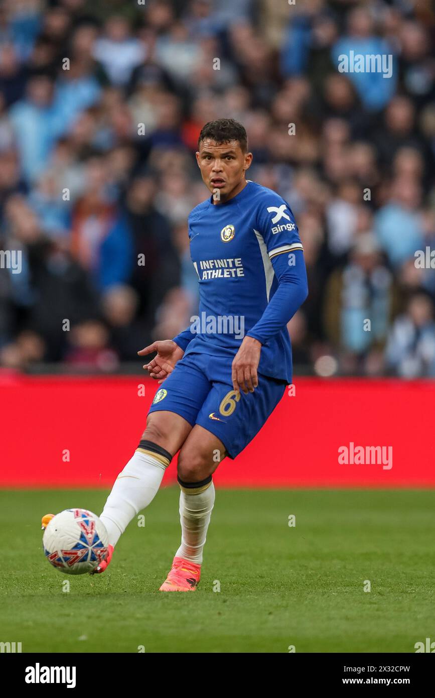 Thiago Silva di Chelsea- Manchester City contro Chelsea, la semifinale della Coppa degli Emirati Arabi, Wembley Stadium, Londra, Regno Unito - 20 aprile 2024 Foto Stock