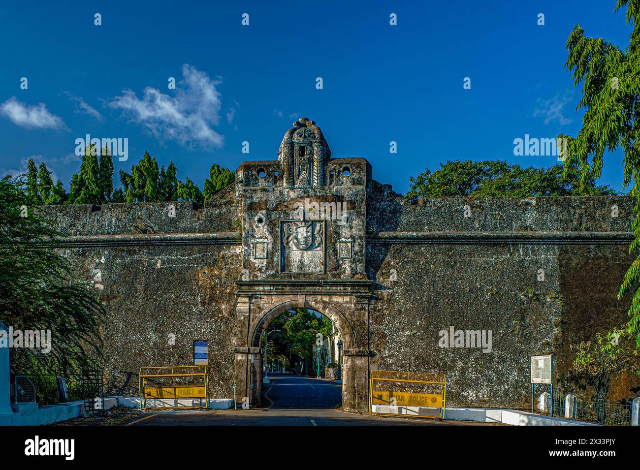 05 25 2011 Vintage Old Moti daman Fort, porta d'ingresso, territorio dell'unione, India e Asia. Foto Stock