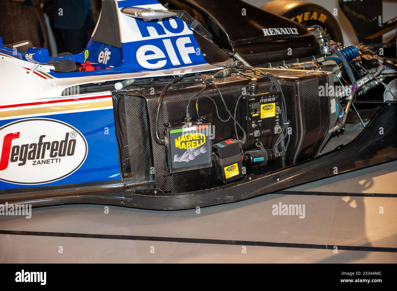 04/23/2024 Torino (italia) Dettagli della centralina elettronica Magneti Marelli installata sulla Williams Renault di Ayrton Senna Foto Stock