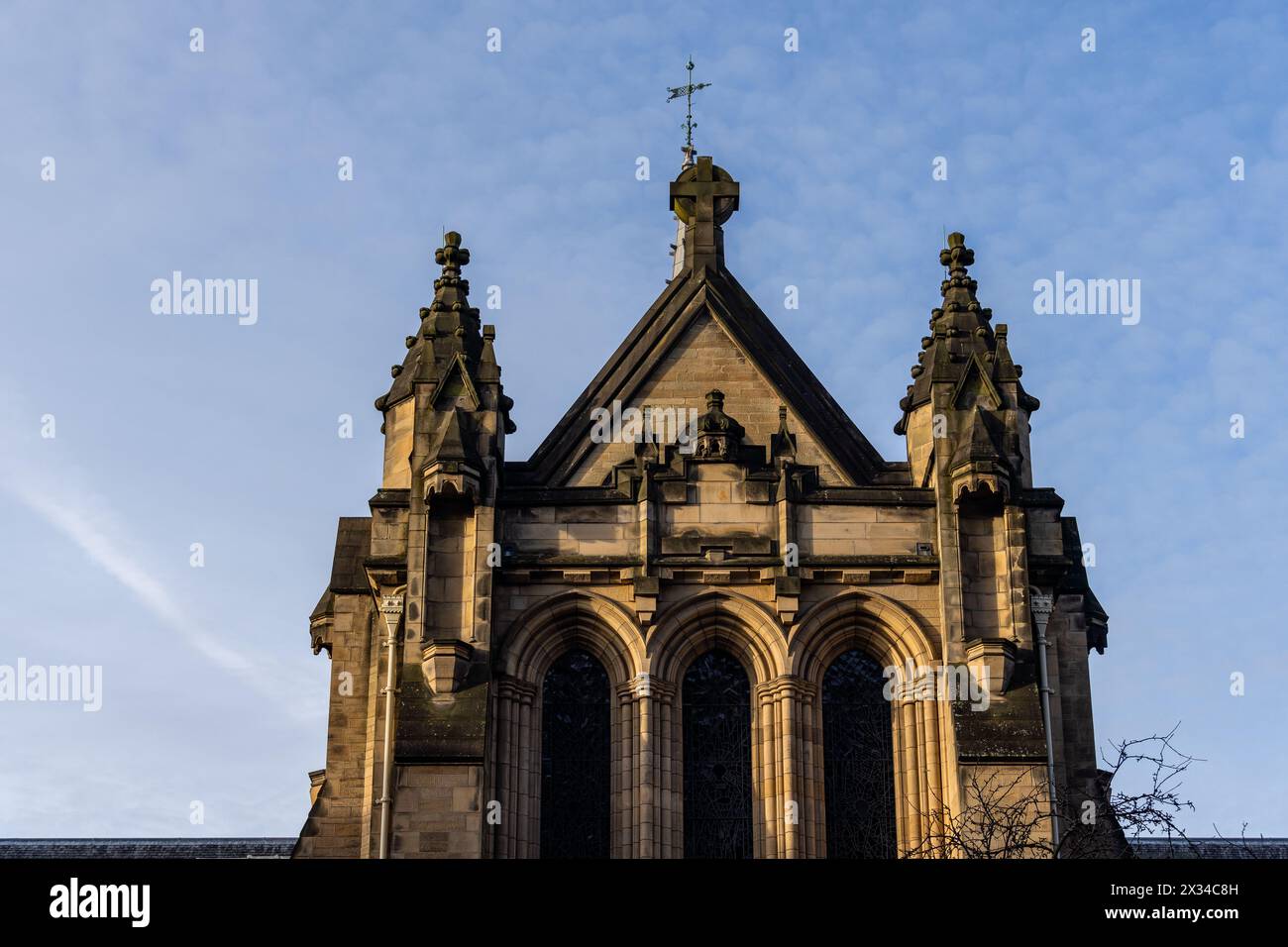 Glasgow, Regno Unito - 6 dicembre 2023: Università di Glasgow. Edificio storico Foto Stock