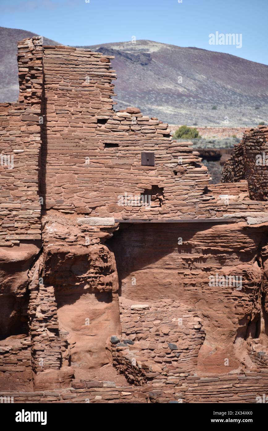 Flagstaff, Arizona, U.S.A. 20/3/2024. Rovine di Wupatki del Wupatki National Monument. Costruito tra il 1040 e il 1100 d.C. dai Sinagua. Foto Stock