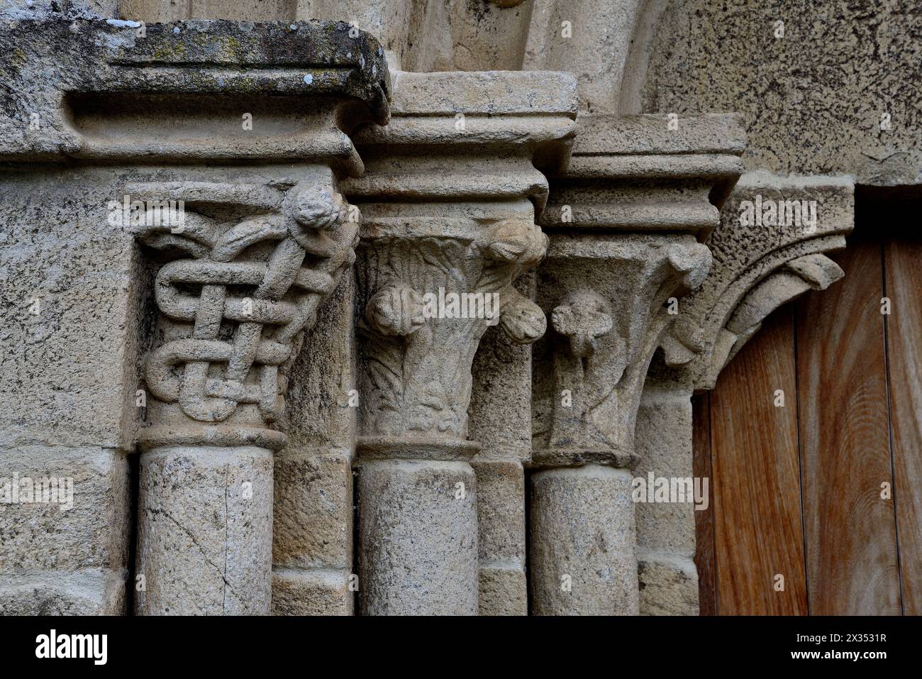 Dettagli della chiesa di Santo Estebo de Atan, Panton, Lugo, Spagna Foto Stock