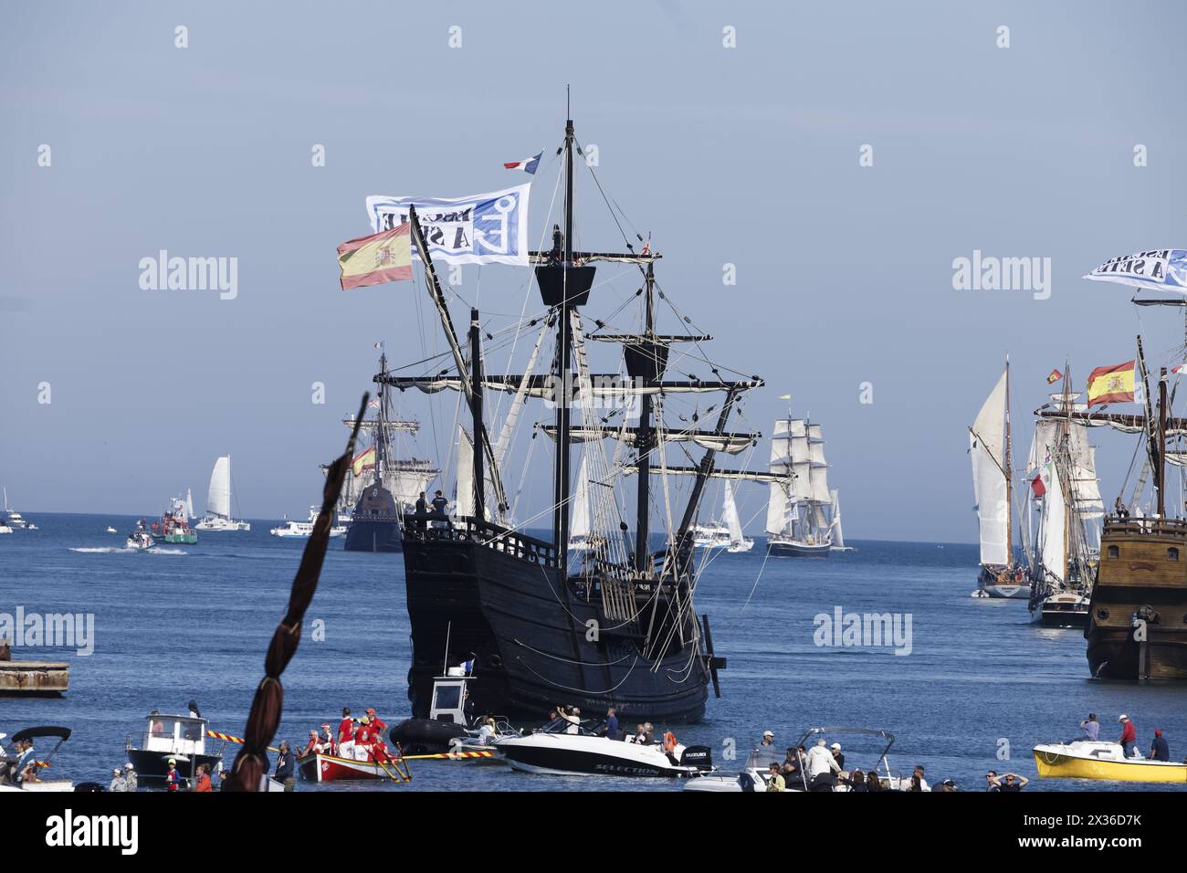 Sete, Francia. 18 aprile 2022. Il Nao Victoria alla partenza delle barche a vela di Escale à Sete a Sete, Francia Foto Stock