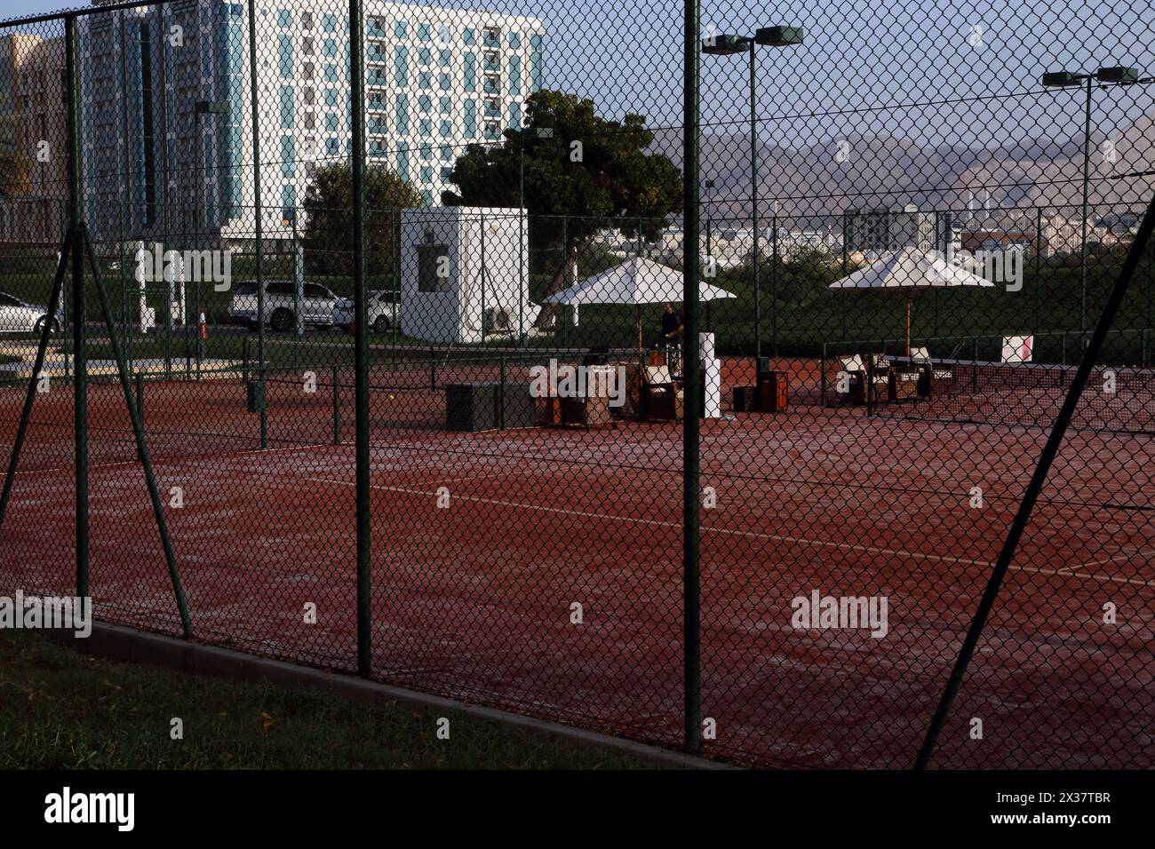 Campi da tennis al Chedi Hotel 5 stelle Luxury Resort Muscat Oman Foto Stock