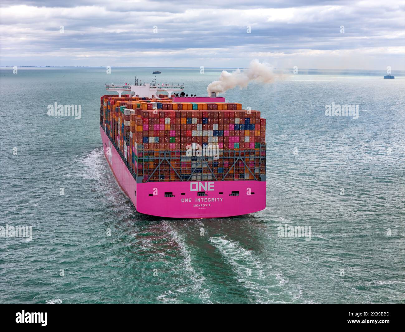 One Integrity è un vettore per container di dimensioni estremamente grandi gestito da Ocean Network Express tra Asia ed Europa. Foto Stock