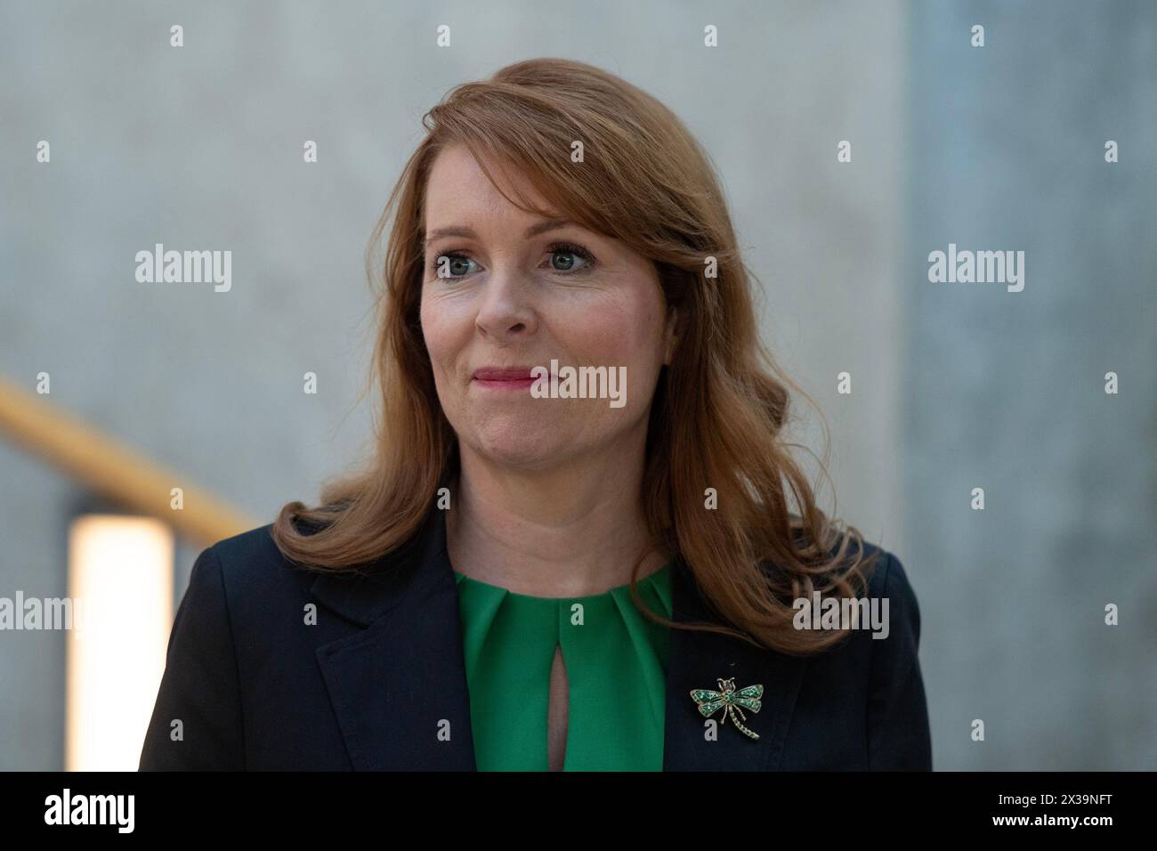 Edimburgo, Scozia, Regno Unito. 25 aprile 2024. NELLA FOTO: Ash Regan MSP del Partito Alba. Crediti: Colin D Fisher crediti: Colin Fisher/Alamy Live News Foto Stock