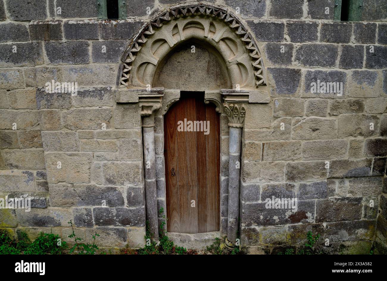 Particolare nella chiesa di Santo Estebo de Atan, Panton, Lugo, Spagna Foto Stock