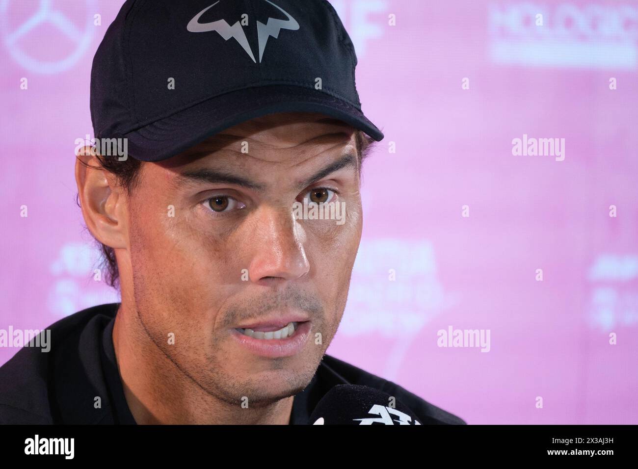 Rafael Nadal durante la conferenza stampa al mutua Madrid Open, 25 aprile 2024, a Madrid, Spagna Foto Stock