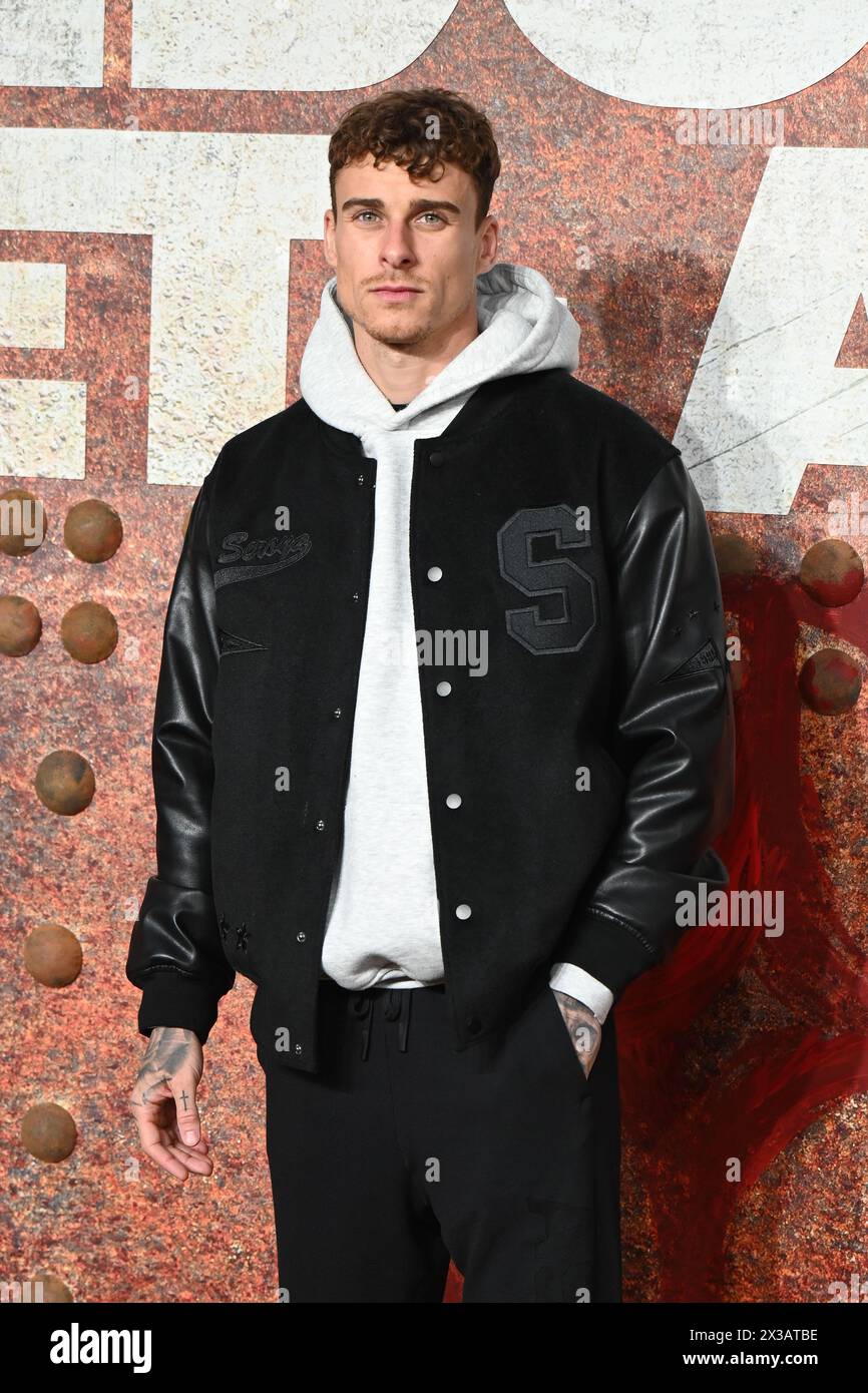 LONDRA, INGHILTERRA - APRILE 25 2024: CAM Holmes partecipa al Kingdom of the Planet of the Apes al BFI IMAX di Londra, Regno Unito. Foto Stock