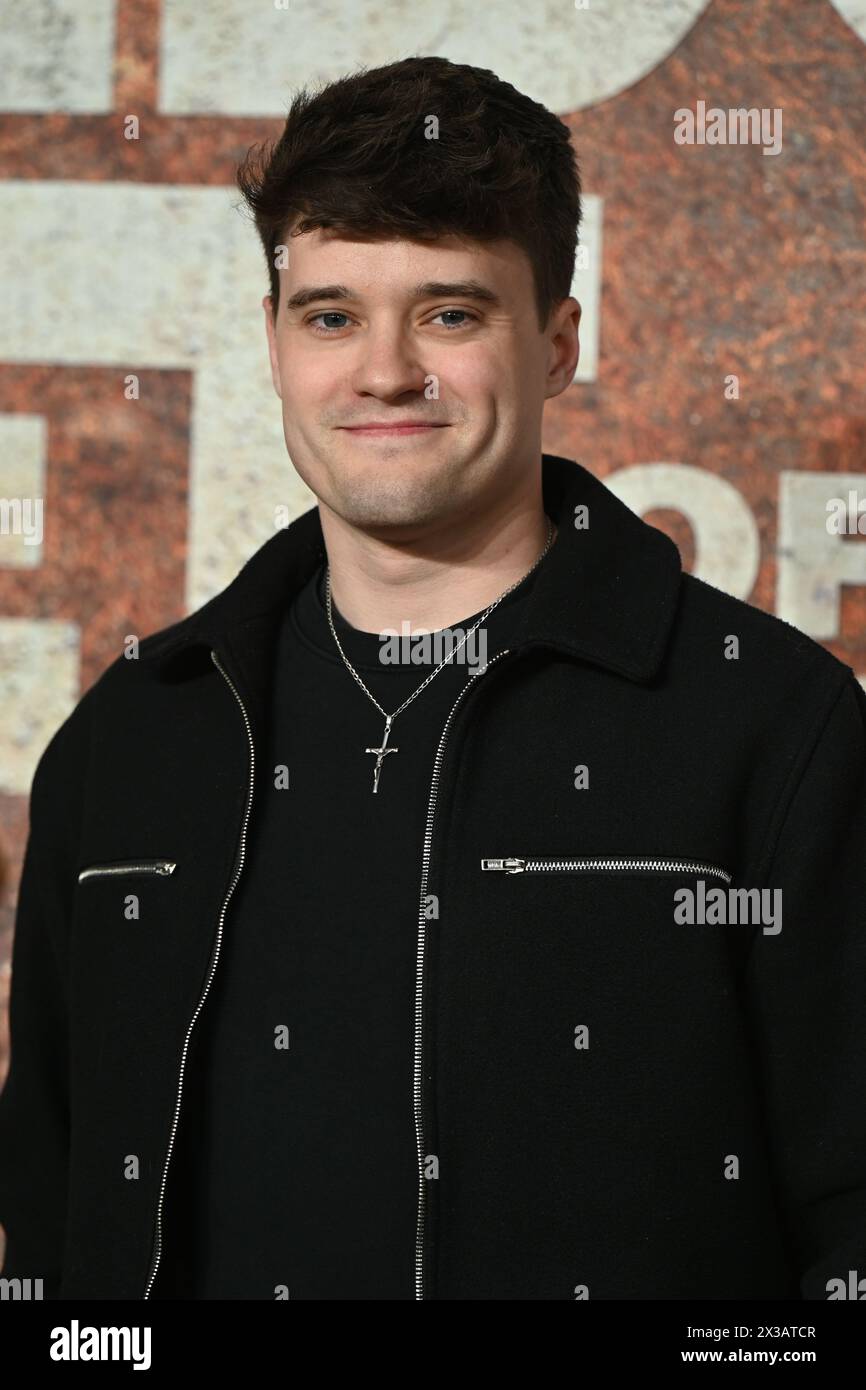 LONDRA, INGHILTERRA - APRILE 25 2024: Sam Lewis partecipa al Kingdom of the Planet of the Apes al BFI IMAX di Londra, Regno Unito. Foto Stock