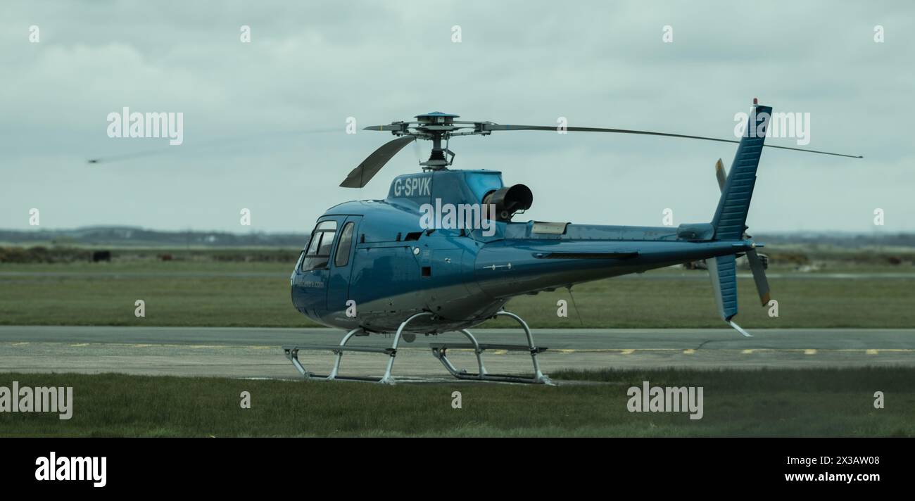 Airbus H125 Helicopters parcheggiati all'aeroporto Foto Stock