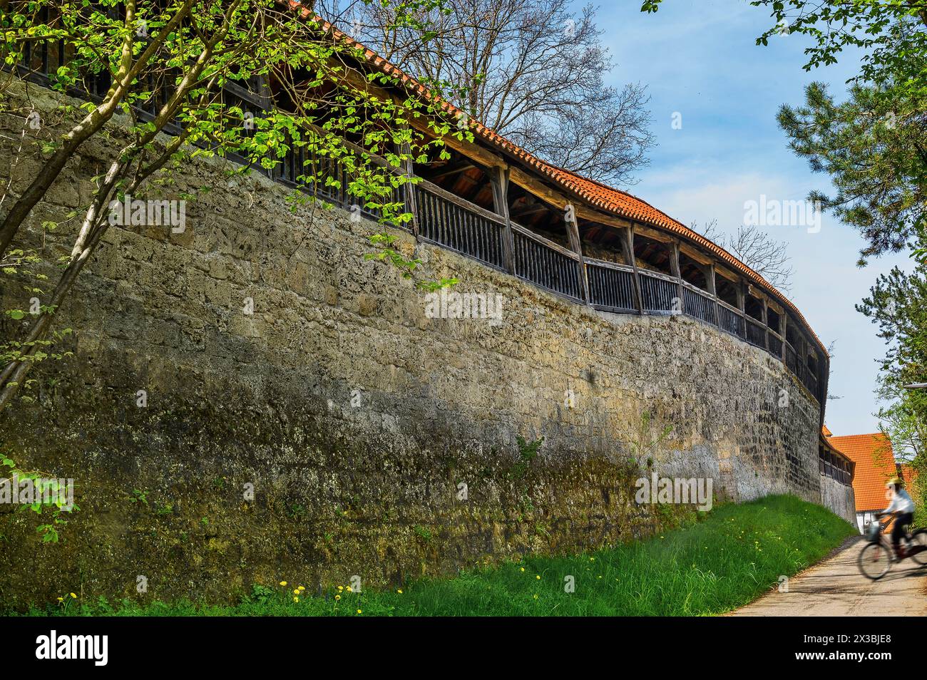 Parte delle mura cittadine, Kaufbeuern, Allgaeu, Svevia, Baviera, Germania Foto Stock