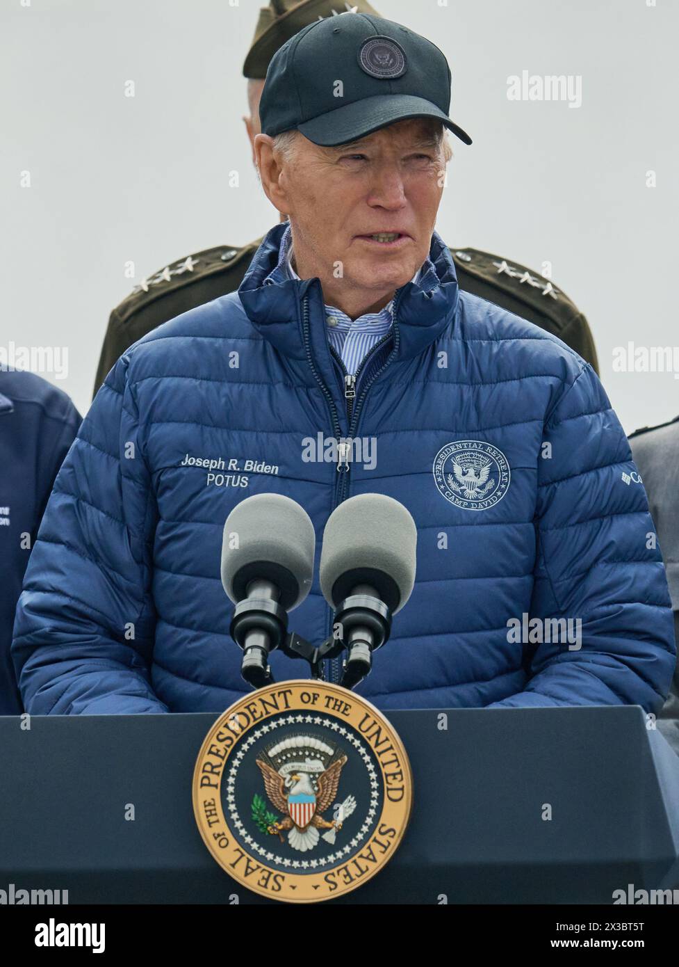 BALTIMORA, MD, USA - 5 APRILE 2024: Il presidente Joe Biden pronuncia le sue osservazioni sulla ricostruzione del Francis Scott Key Bridge. Foto Stock