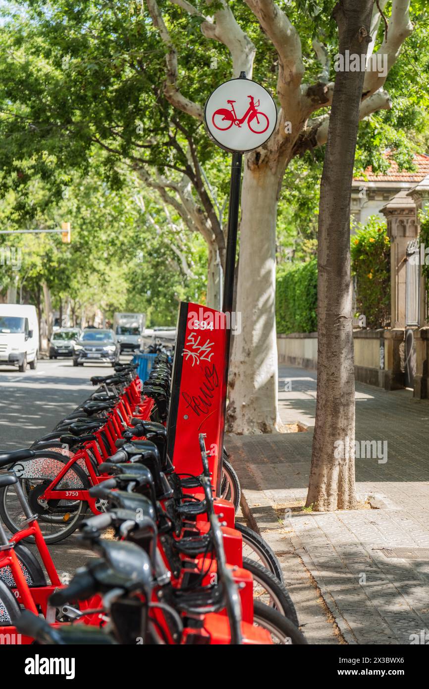 Firma per noleggiare biciclette a Barcellona, Spagna Foto Stock