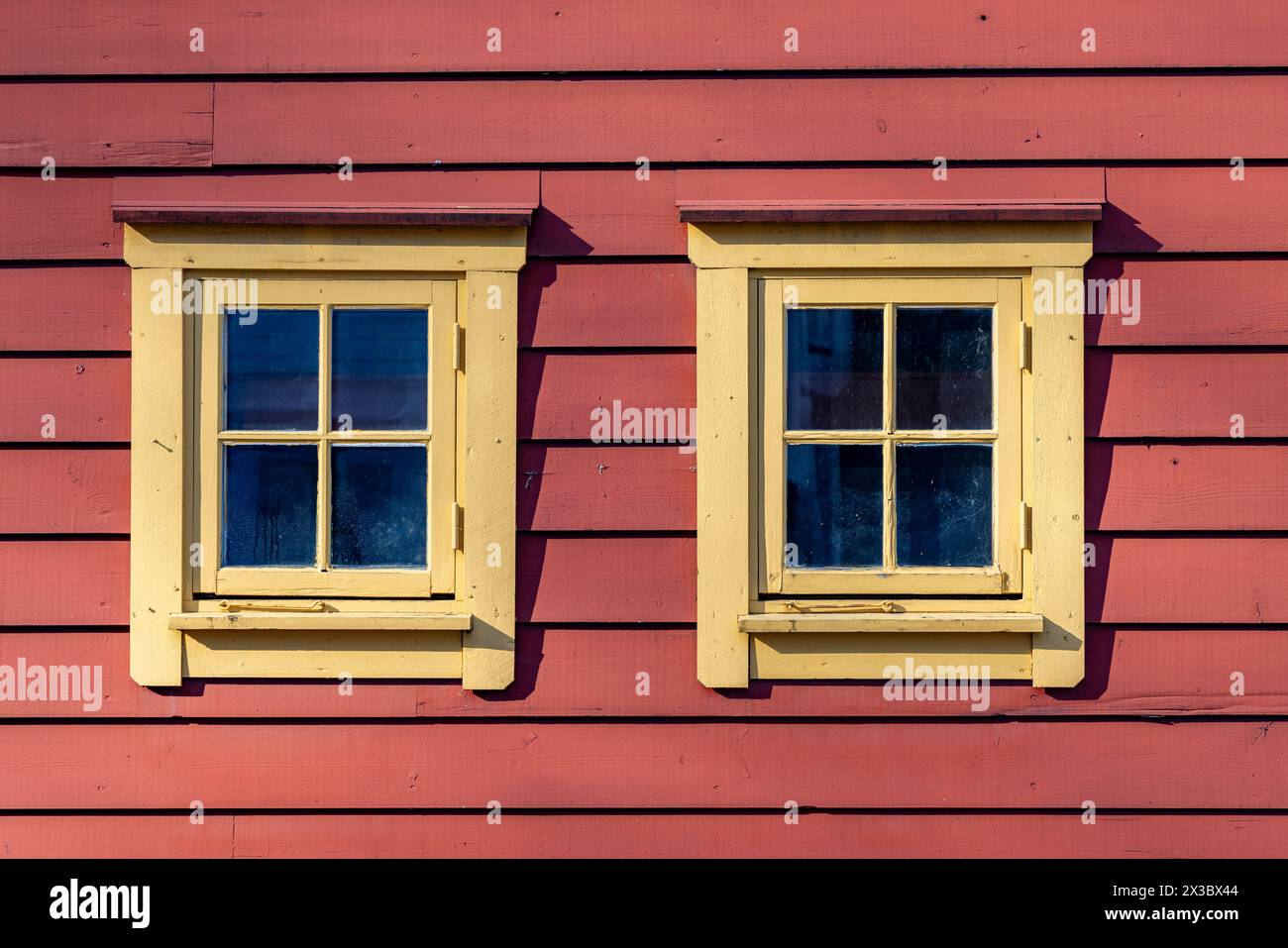 Facciata in legno, Bergen, Norvegia, costa sud-occidentale, Scandinavia, nord Europa Foto Stock