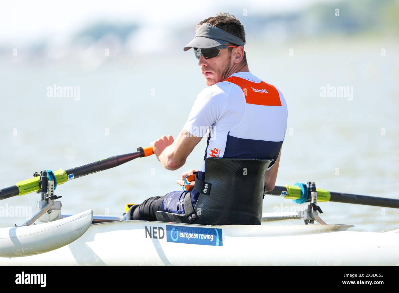 SEGHEDINO, UNGHERIA - APRILE 25: David Zeelenberg dei Paesi Bassi durante il giorno 2 dei Campionati europei 2024 di canottaggio al Centro Olimpico Nazionale di canottaggio e canottaggio di Seghedino il 25 aprile 2024 a Seghedino, Ungheria. (Foto di Nikola Krstic/BSR Agency) Foto Stock